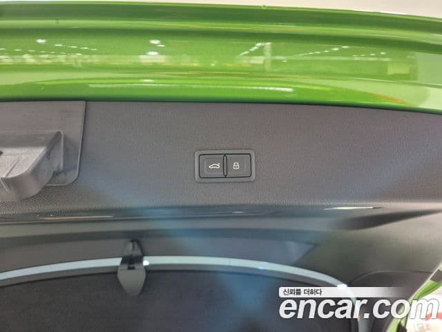 Audi Q8 e-Tron (GE) 55 Quattro Premium Sportback, 2024 17