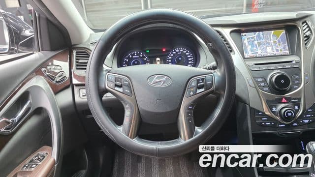 Hyundai Grandeur HG Premium, 2013 13