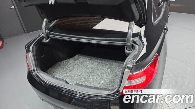 Hyundai Grandeur HG Premium, 2013 20