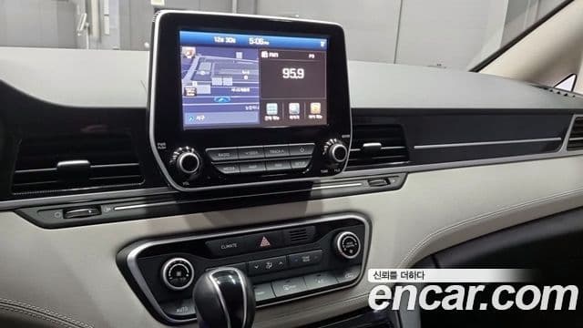 Hyundai The / новый New Grand Starex 4WD лимузин, 2019 14