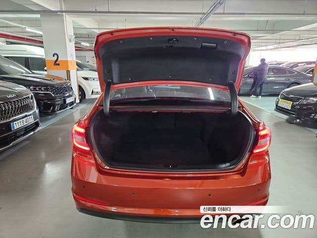 Hyundai LF Sonata Special, 2016 4