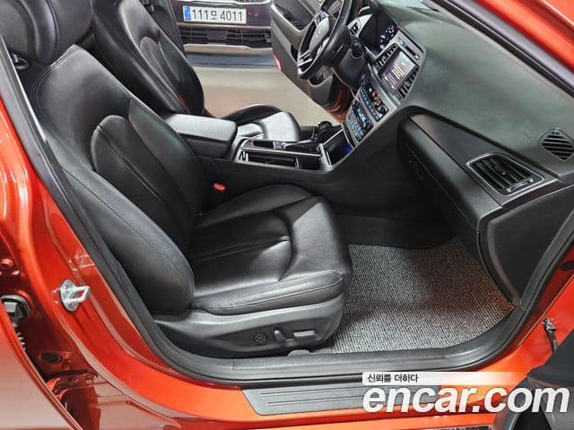 Hyundai LF Sonata Special, 2016 10