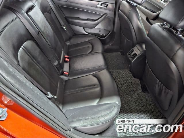 Hyundai LF Sonata Special, 2016 11