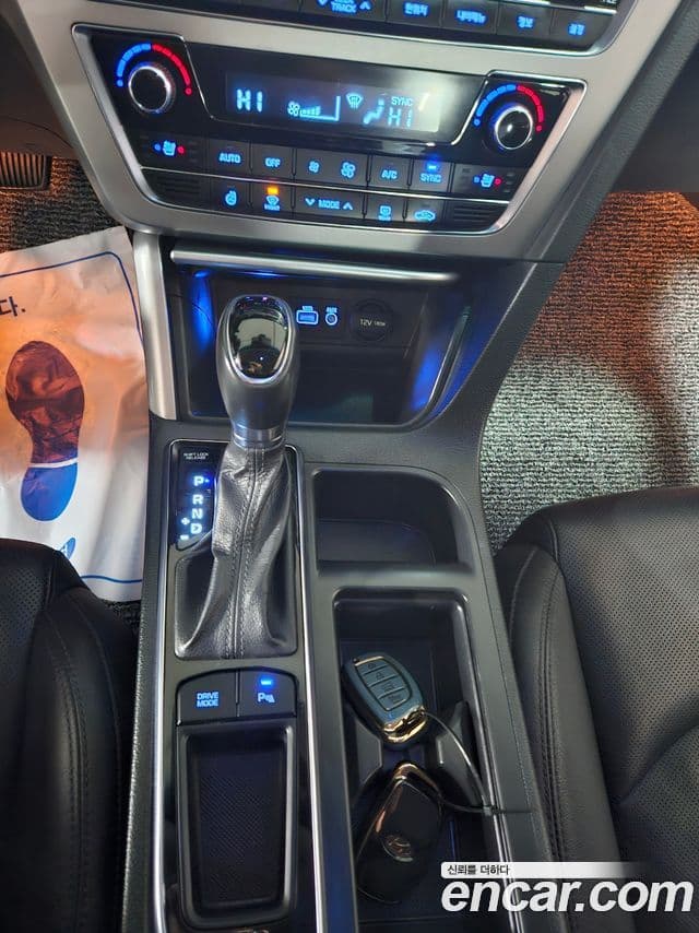 Hyundai LF Sonata Special, 2016 19