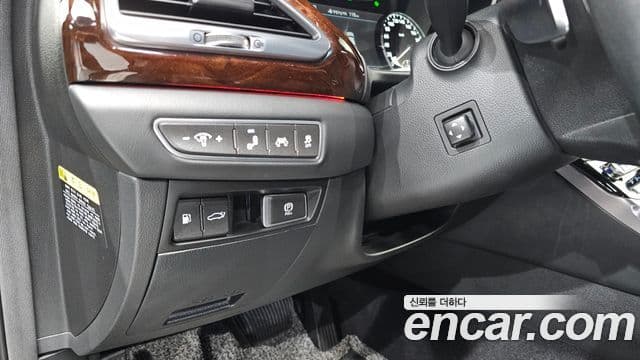 Genesis EQ900 Prestige, 2016 13