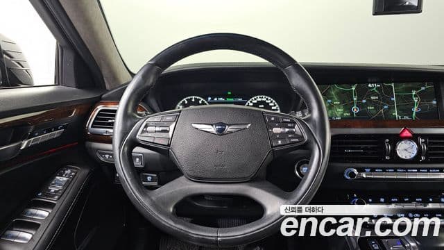 Genesis EQ900 Prestige, 2016 15