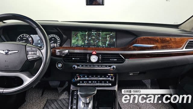 Genesis EQ900 Prestige, 2016 16