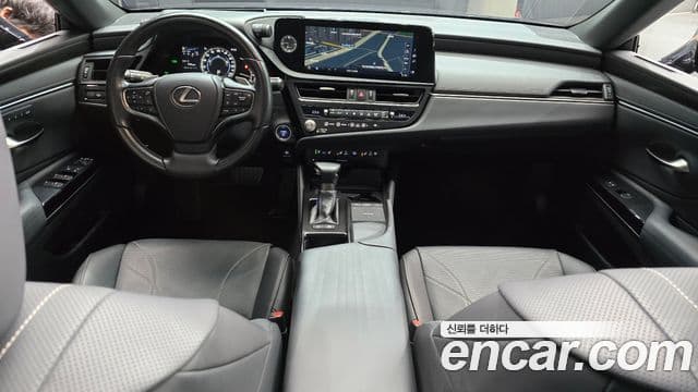 Lexus ES300h 7세대 Luxury Plus, 2022 7