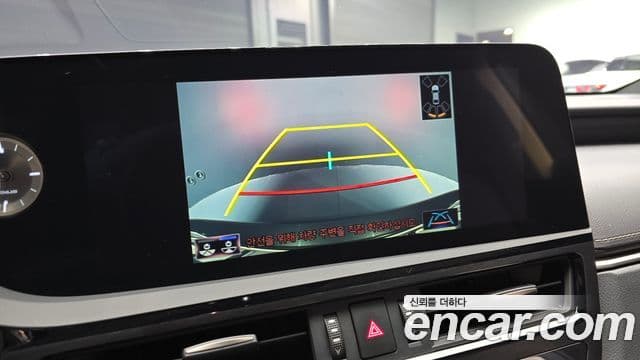 Lexus ES300h 7세대 Luxury Plus, 2022 15