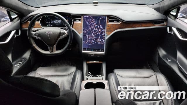 Tesla модель S, 2017 7