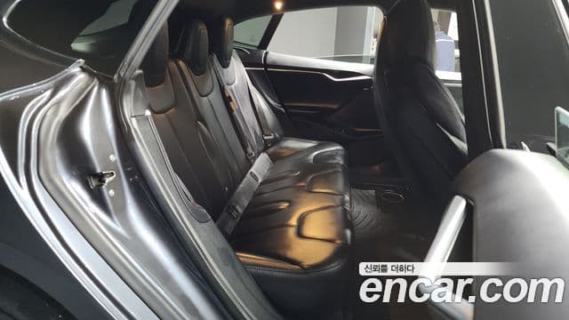 Tesla модель S, 2017 12