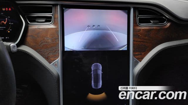 Tesla модель S, 2017 15