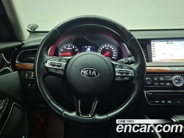 Kia All New K7 Noblesse, 2017 10