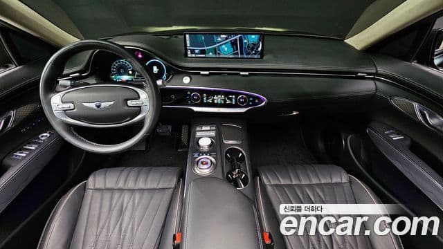 Genesis GV70, 2024 7