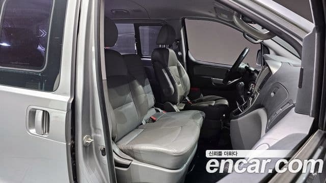 Hyundai Grand Starex CVX Luxury, 2016 10