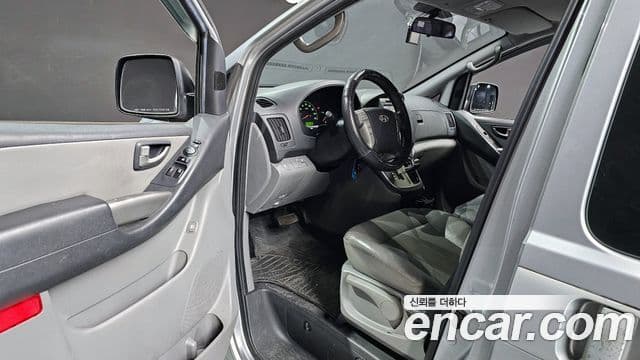 Hyundai Grand Starex CVX Luxury, 2016 11