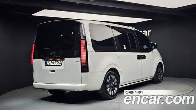Hyundai Staria Inspiration, 2024 2