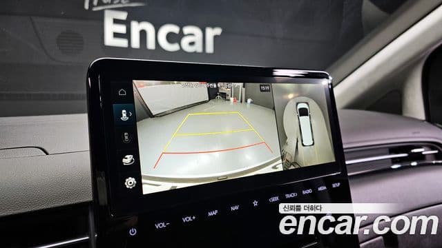 Hyundai Staria Inspiration, 2024 16