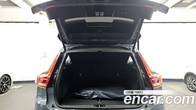 Volvo XC40 B4 Ultimate Bright, 2023 20