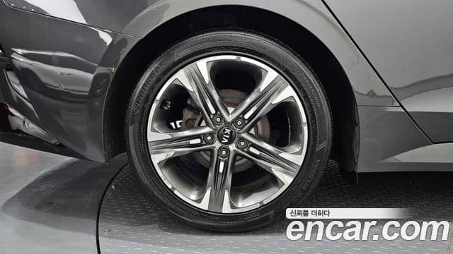 Kia K5 гибрид 3세대 Signature, 2021 все фото