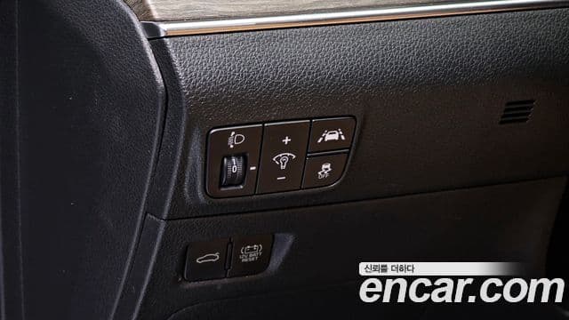 Kia K5 гибрид 3세대 Signature, 2021 16