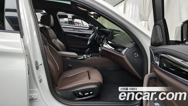 BMW 5시리즈 (G30) 530i xDrive M Sport, 2023 11