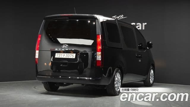 Hyundai Staria Modern, 2022 2