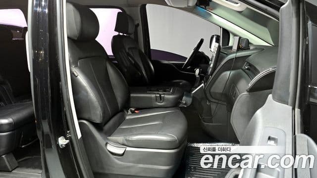 Hyundai Staria Modern, 2022 10