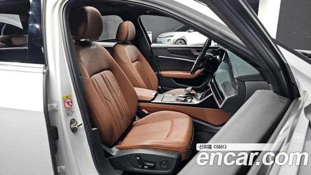 Audi A6 (C8) Premium, 2023 10