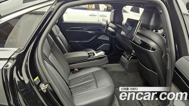 Audi A8 (D5) 55 TFSI Quattro LWB, 2021 12