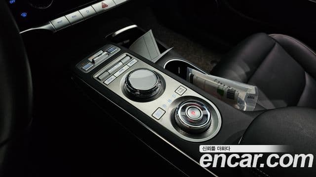 Genesis GV70, 2021 9