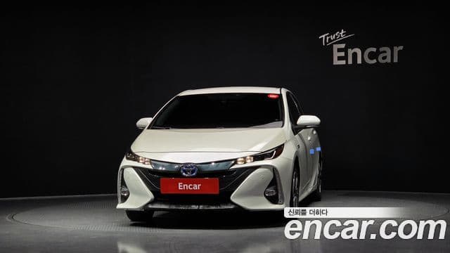 Toyota 프리우스 Prime, 2018 3
