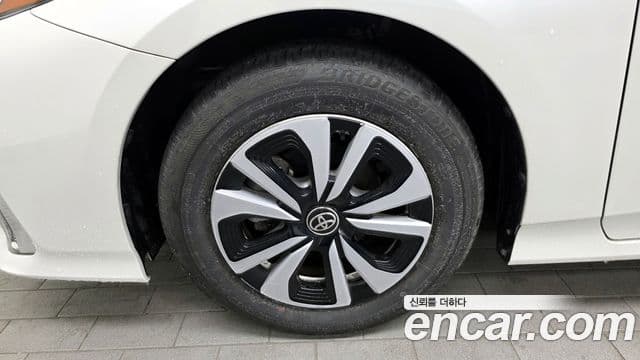Toyota 프리우스 Prime, 2018 все фото