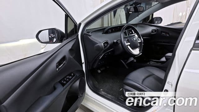 Toyota 프리우스 Prime, 2018 10