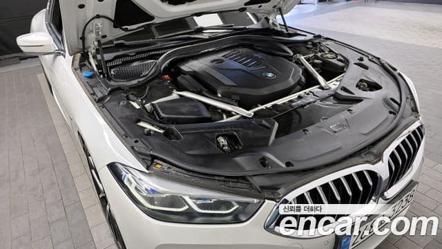BMW 8시리즈 (G15) 840i xDrive M Sport купе, 2022 6
