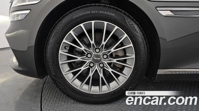 Genesis G80 (RG3) бензин 2.5 турбо AWD, 2022 все фото