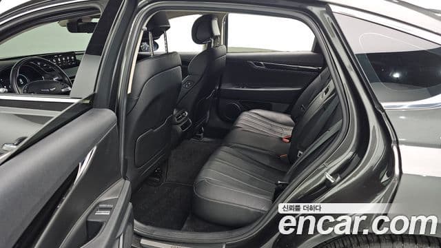 Genesis G80 (RG3) бензин 2.5 турбо AWD, 2022 12