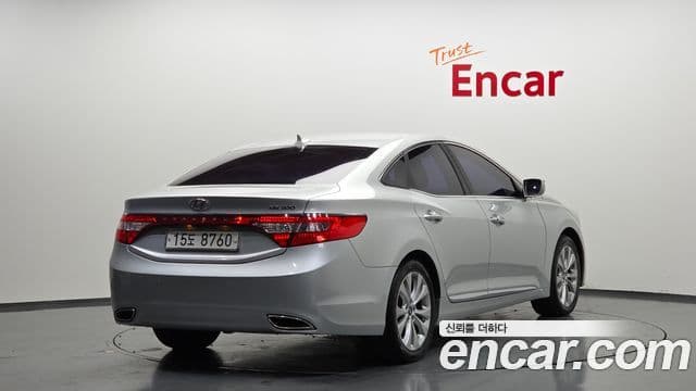 Hyundai Grandeur HG Executive, 2011 2