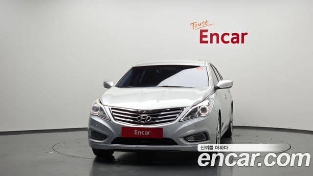 Hyundai Grandeur HG Executive, 2011 3