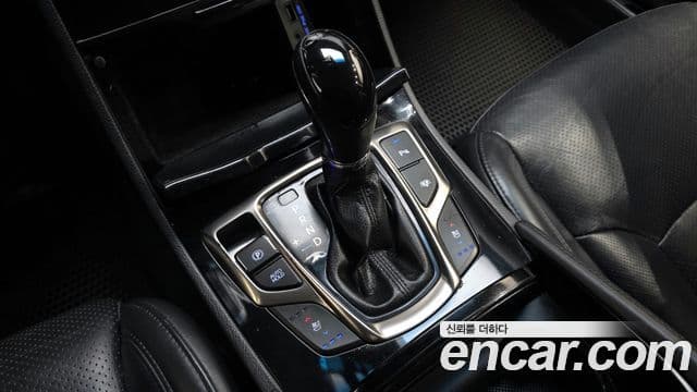 Hyundai Grandeur HG Executive, 2011 9