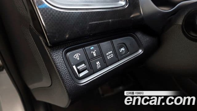 Hyundai Grandeur HG Executive, 2011 17