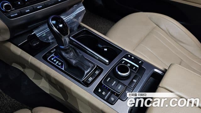 Hyundai Genesis DH Exclusive, 2015 9