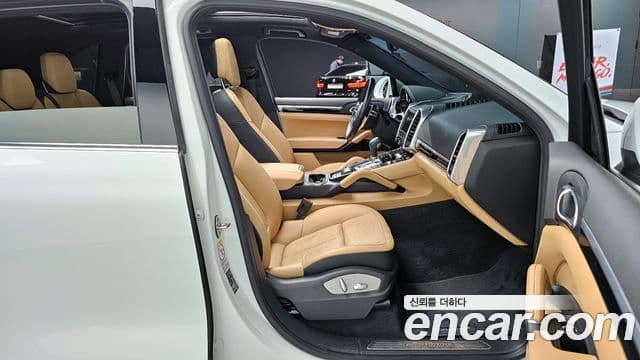 Porsche New Cayenne 958, 2016 10