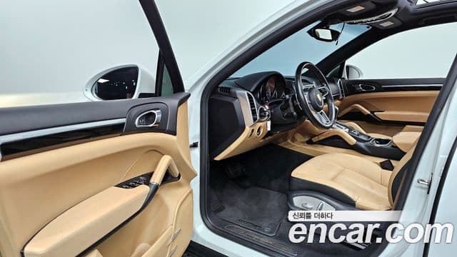 Porsche New Cayenne 958, 2016 11