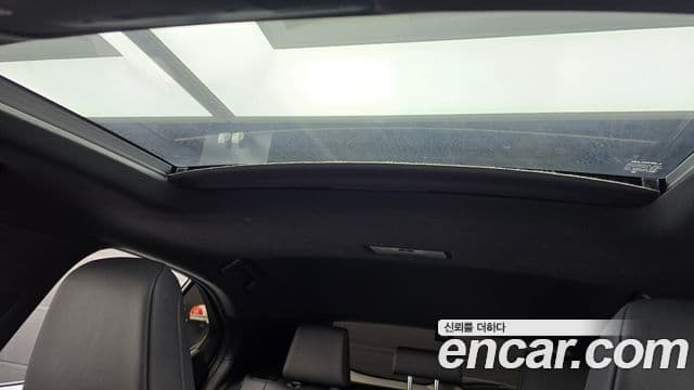 Lexus UX300h, 2025 18