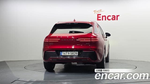 Genesis GV70, 2021 4