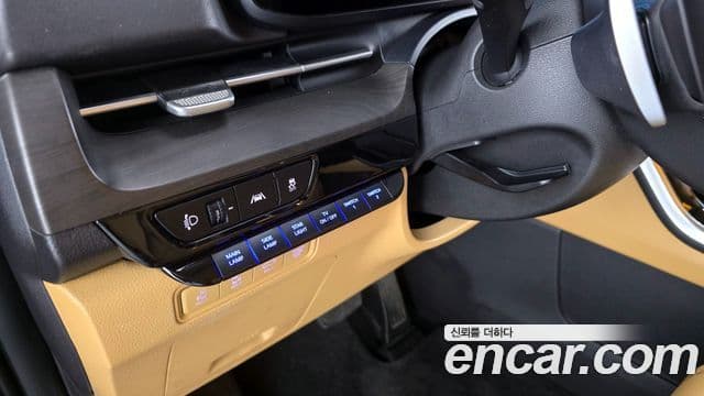 Kia Carnival 4세대 бензин 9인승 High Limousine(компания по спецнадстройкам), 2023 17