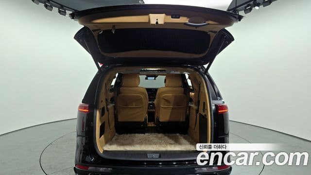 Kia Carnival 4세대 бензин 9인승 High Limousine(компания по спецнадстройкам), 2023 20