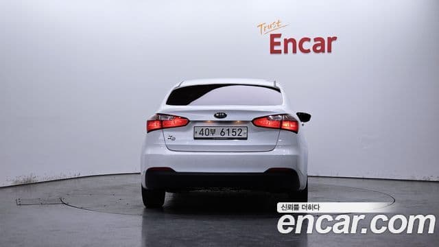 Kia K3 Luxury, 2015 4