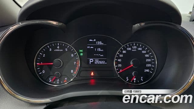 Kia K3 Luxury, 2015 8